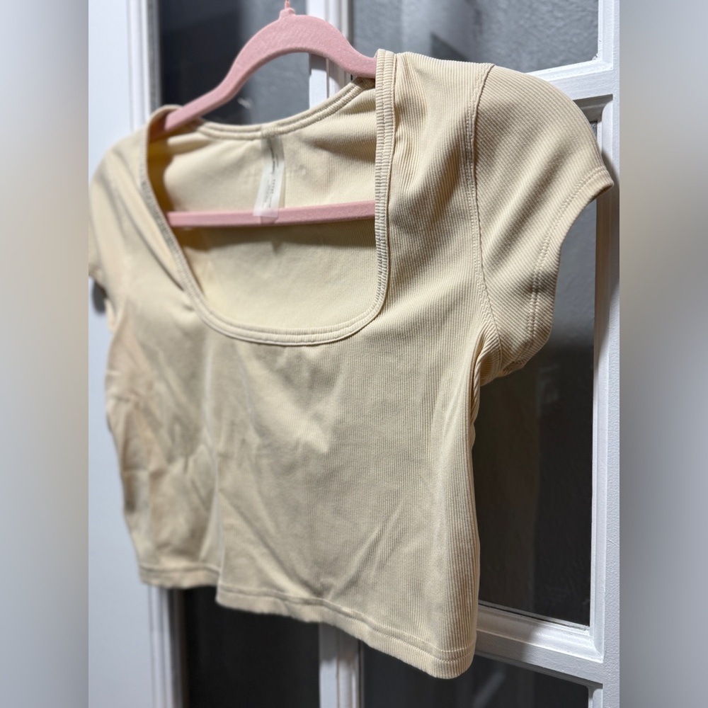 NWOT Outdoor Voices Ribbed Short Sleeve Cropped Tee - Picture 5 of 10
